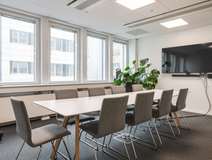 Ledig lokal på Warfvinges Väg 35