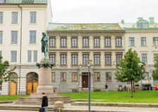 Lilla torget 4, Centrum