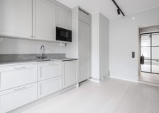 Drottninggatan 26, Inom Vallgraven
