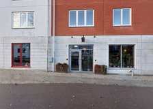 Västra Vallgatan 8F, Centrum