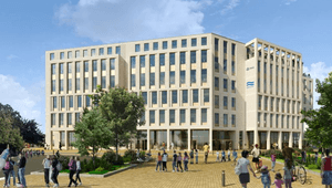 En ljus visualisering av ett stort, modernt och fyrkantigt flervåningshus i ljus sten eller betong. Byggnaden har många fönster och en logotyp för ”Medley”. Framför huset sträcker sig ett öppet torg med stensättning, där människor promenerar och cyklar oc