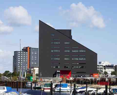 Ledig lokal på Övägen 8A