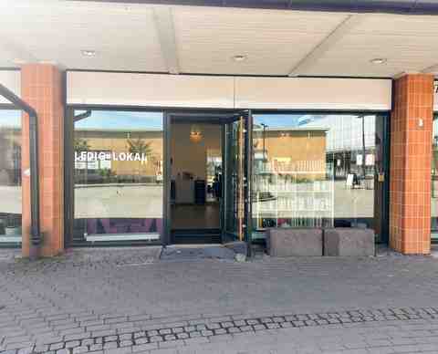 Ledig lokal på Rotebro Torg 7 vån bv