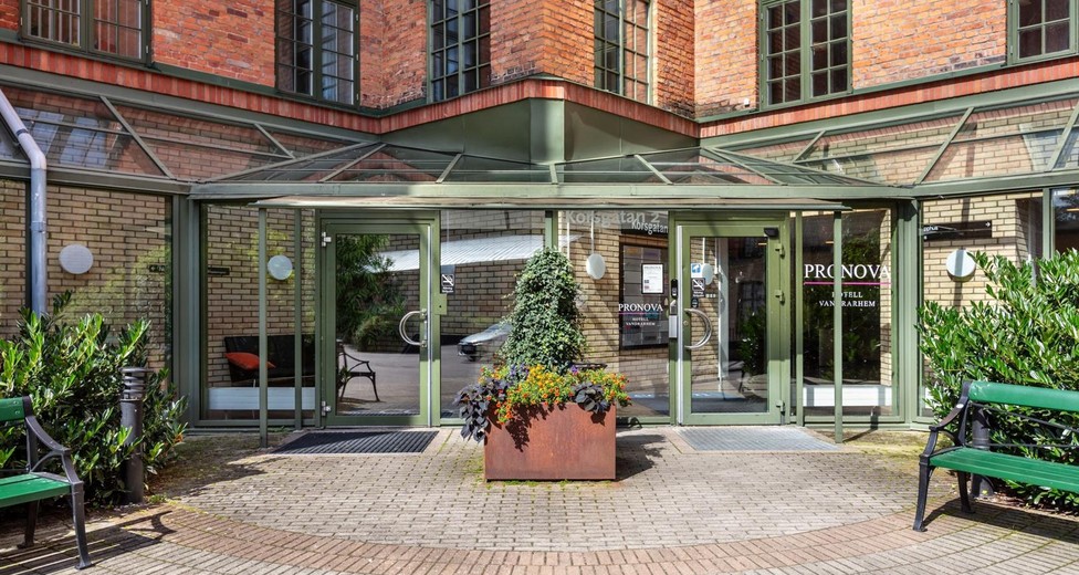 Gryt 21 Norrköping Entré Korsgatan 2.jpg