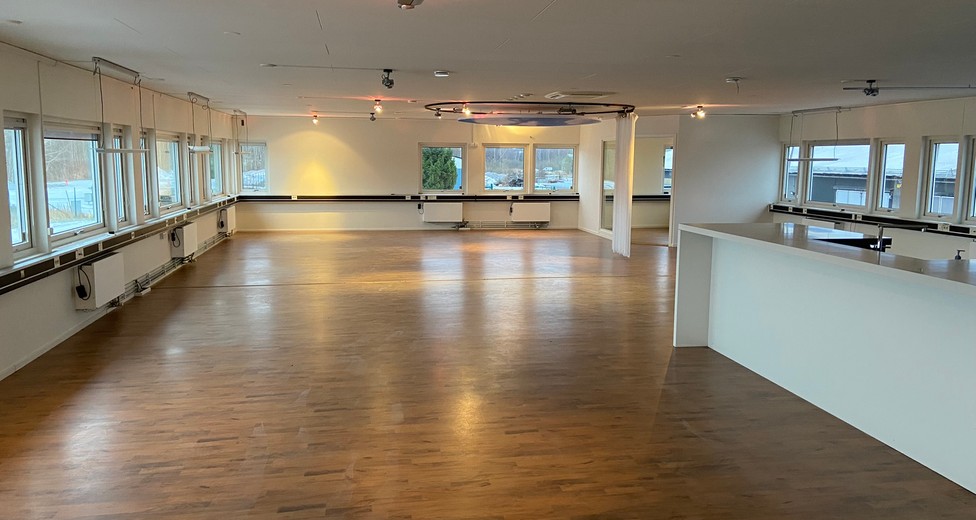 Riflexhuset inomhus 2.JPEG