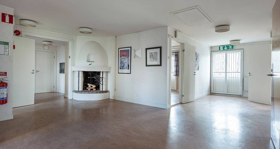 Image (1).jpg Image (1).jpg