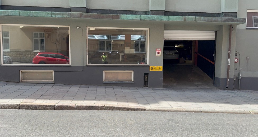 garage 15.jpeg