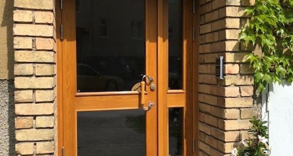 Entré.jpg Entré.jpg