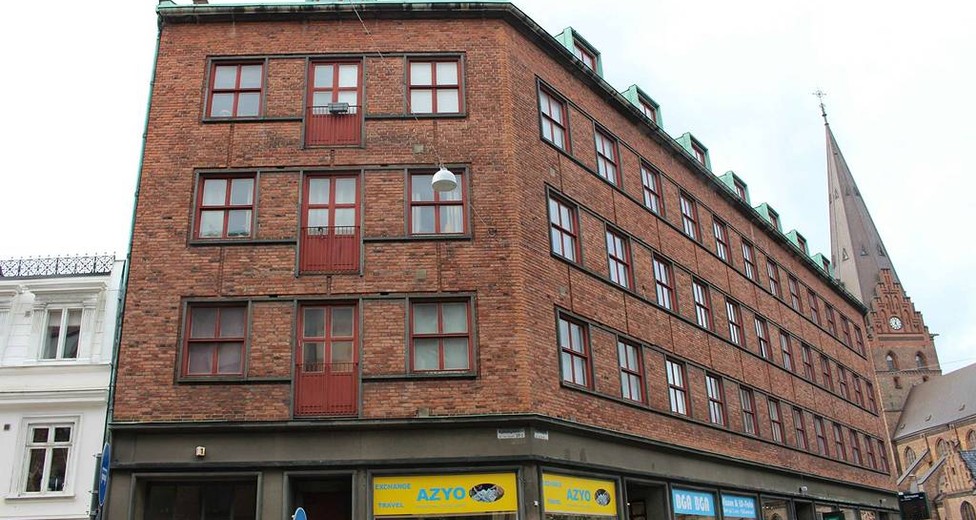 Djäknegatan 1