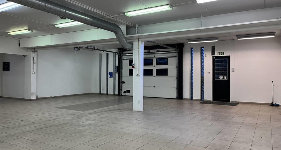 Svetsarvägen 12 Svetsarvägen 12