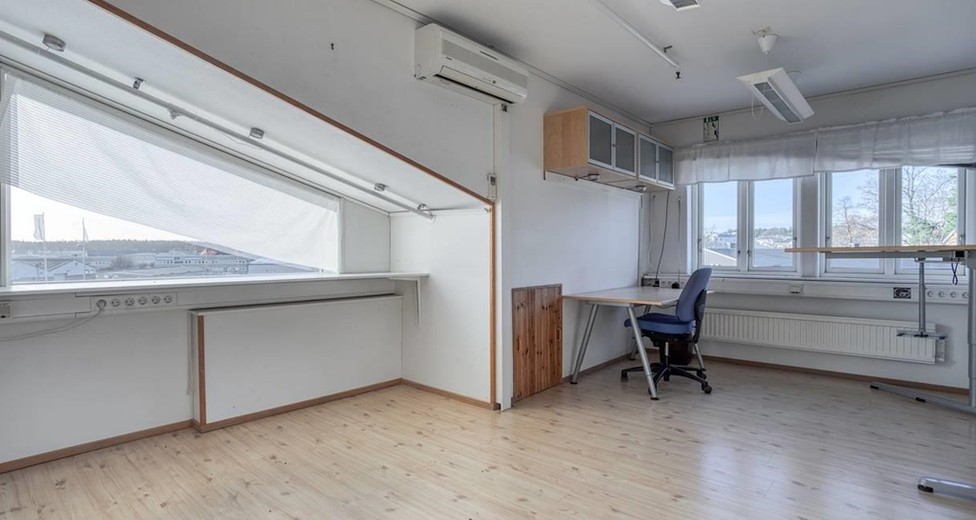 Ritarslingan 8 - 500-977 m² TÄBY Ritarslingan 8 - 500-977 m² TÄBY