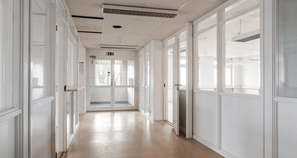 783097-421-2_003 783097-421-2_003