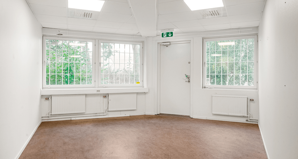 697172-421-1_009 697172-421-1_009