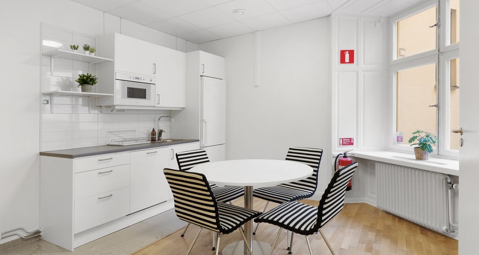 Barnhusgatan 10, Bv