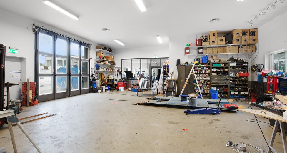 Lagerlokal, Stenhuggarvägen 9