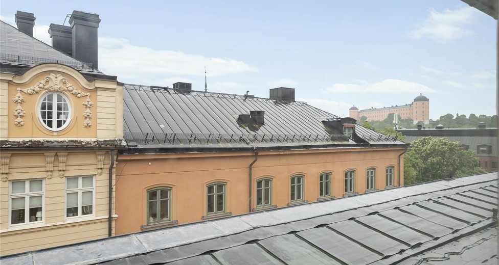 Drottninggatan 1