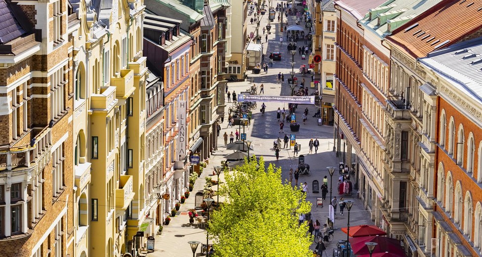 Södertulls levande kvarter med butiker, restauranger och service. Södertulls levande kvarter med butiker, restauranger och service.