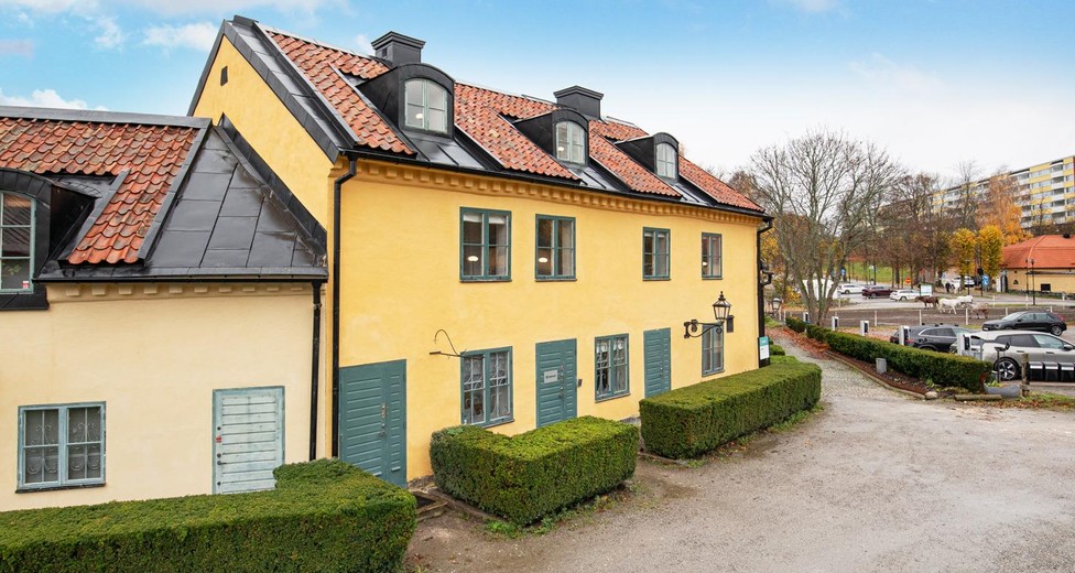 Hufvudsta Gård