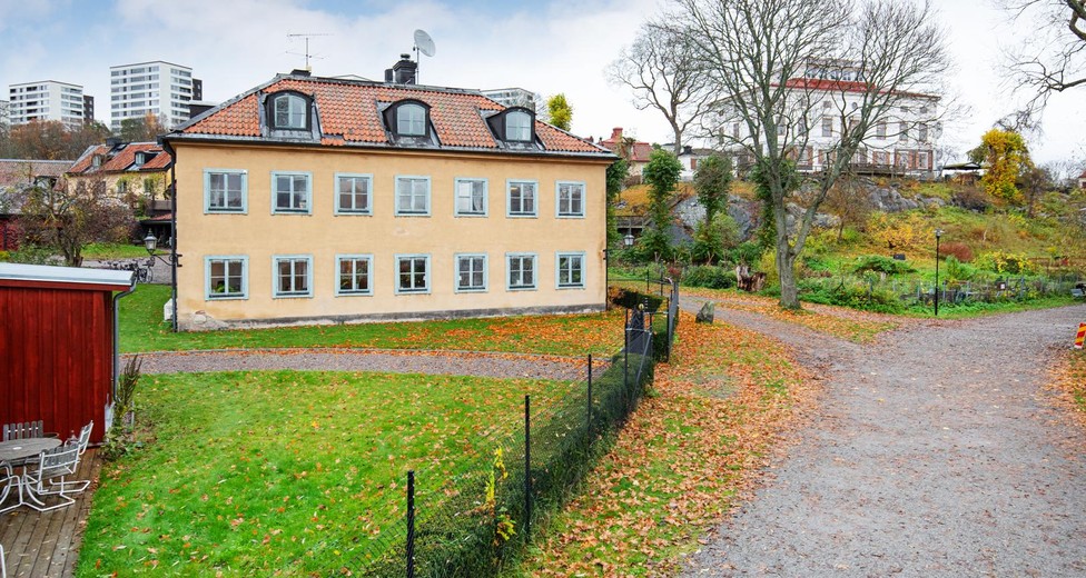 Hufvudsta Gård