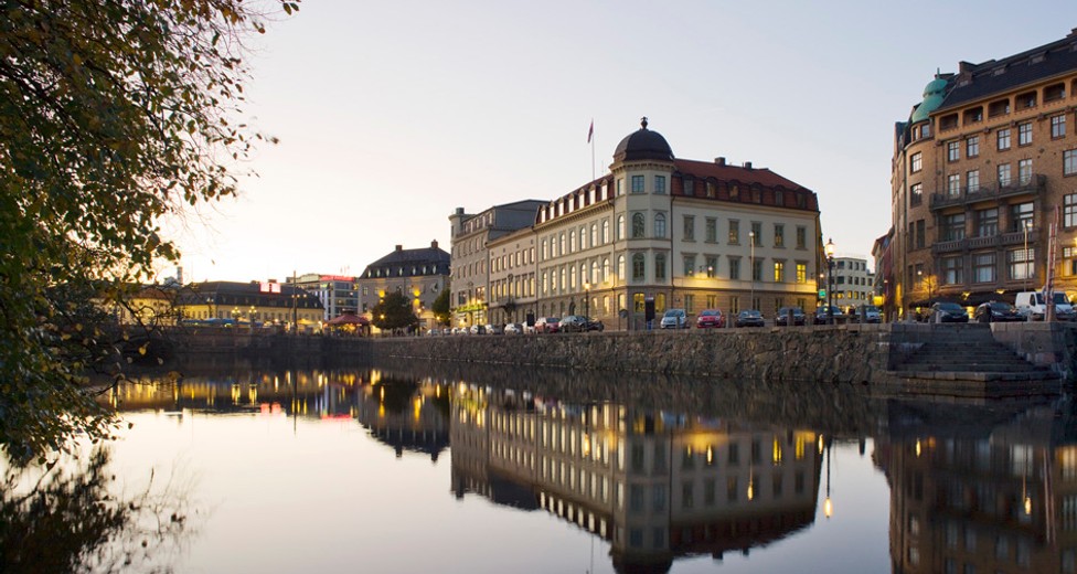 4H0IL4EMSLCU8EF1 4H0IL4EMSLCU8EF1