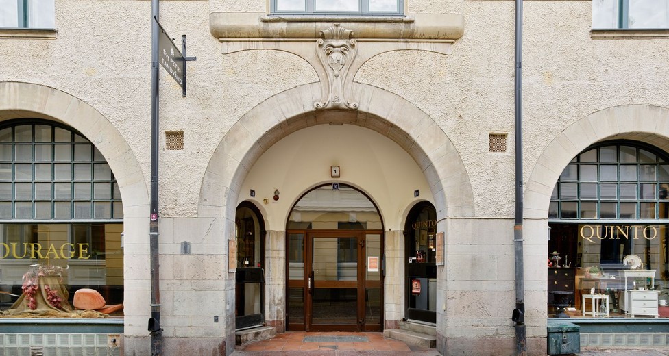 Entré, Bytaregatan 1.jpeg